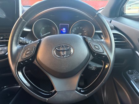 2019 Toyota C-HR - photo 23