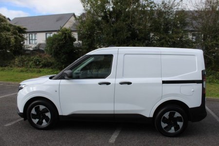 2026 Ford Courier - photo 10