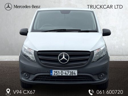 2025 Mercedes-Benz Vito - photo 2