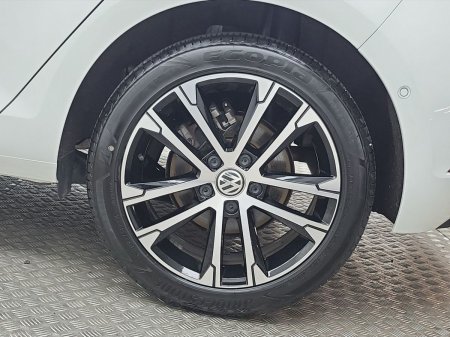 2020 Volkswagen Golf - photo 15