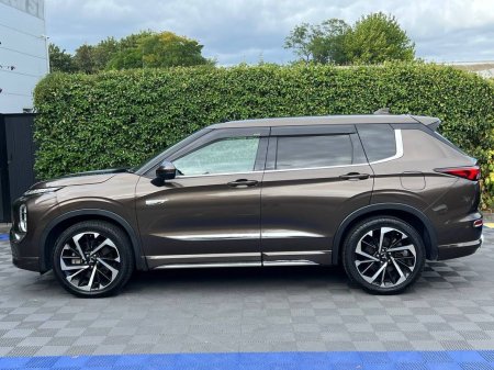 2022 Mitsubishi Outlander - photo 4
