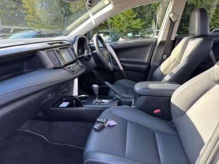 2018 Toyota RAV4 - photo 6