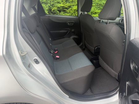 2012 Toyota Yaris - photo 16