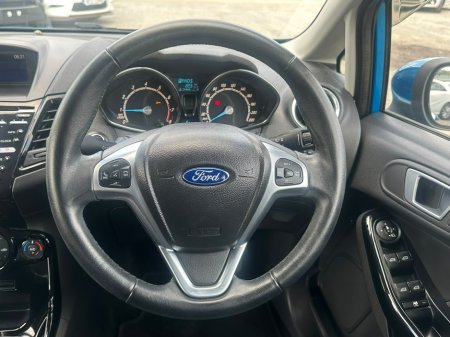 2015 Ford Fiesta - photo 16
