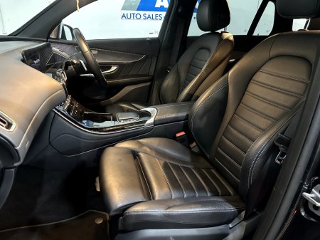 2021 Mercedes-Benz EQC - photo 8