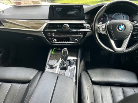 2017 BMW 5-Series - photo 10