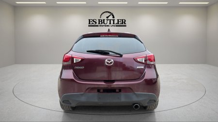 2016 Mazda Demio - photo 4