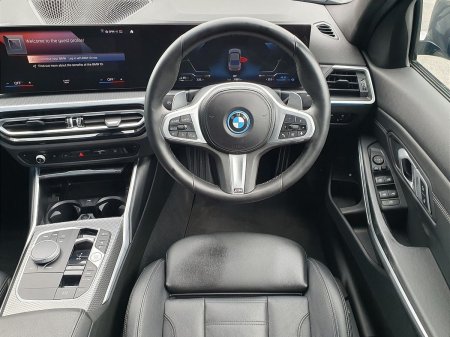 2023 BMW 3-Series - photo 5