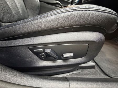 2022 BMW 5-Series - photo 26