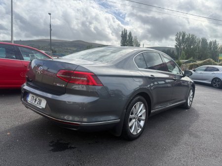 2017 Volkswagen Passat - photo 4