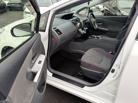 2013 Toyota Prius - photo 19