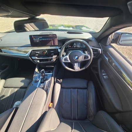 2021 BMW 5-Series - photo 13