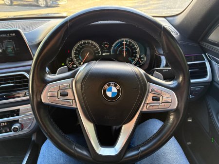 2017 BMW 7-Series - photo 10