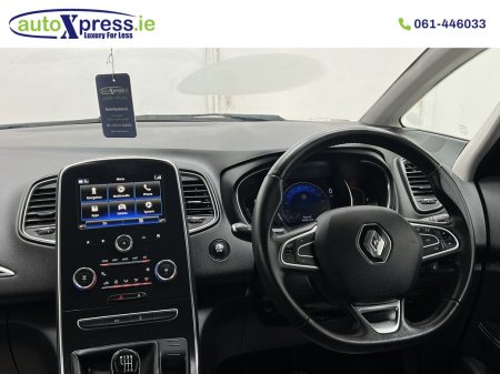 2019 Renault Scenic - photo 28