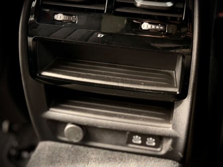 2023 BMW 5-Series - photo 17