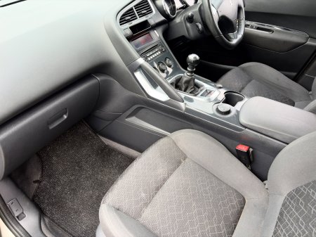2015 Peugeot 3008 - photo 15