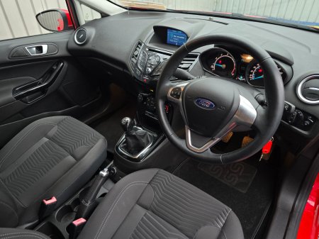 2017 Ford Fiesta - photo 12