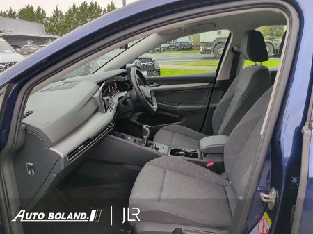 2024 Volkswagen Golf - photo 3