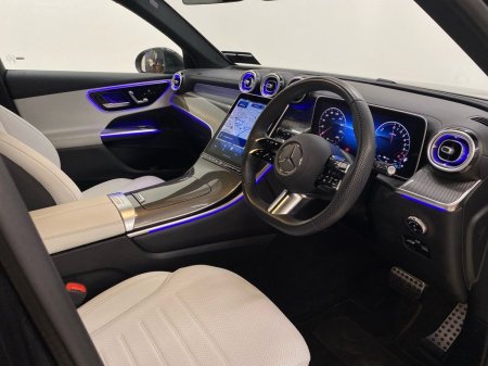 2025 Mercedes-Benz GLC - photo 10