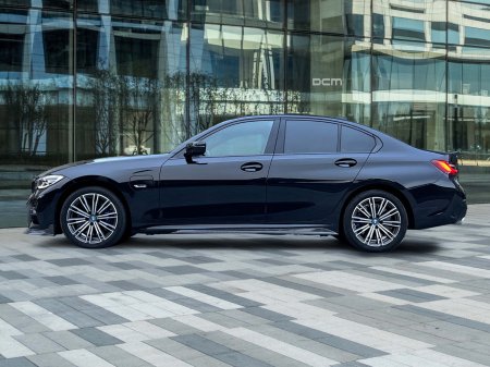 2022 BMW 3-Series - photo 4