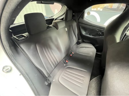 2021 Toyota Yaris - photo 11