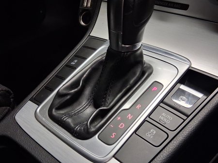 2015 Volkswagen Passat - photo 11