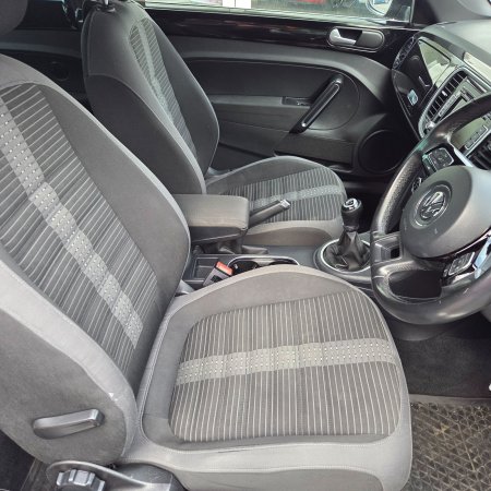 2014 Volkswagen Beetle - photo 9