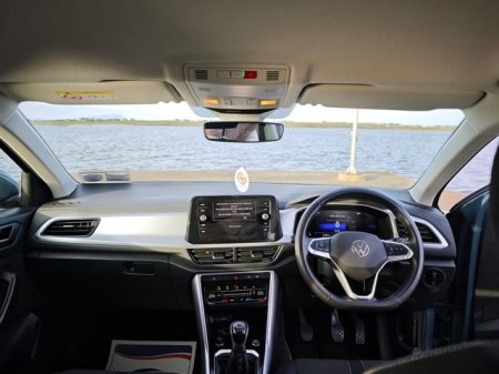 2024 Volkswagen T-Roc - photo 11