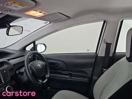 2021 Toyota Aqua - photo 12