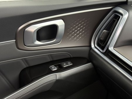 2026 Kia Sorento - photo 31