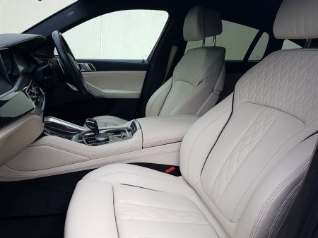 2020 BMW X6 - photo 7
