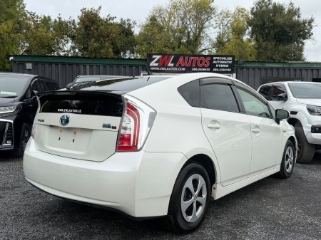 2014 Toyota Prius - photo 6