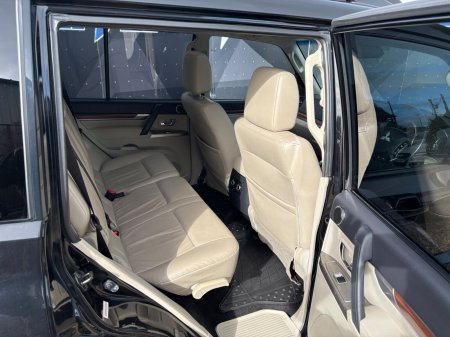 2014 Mitsubishi Pajero - photo 6