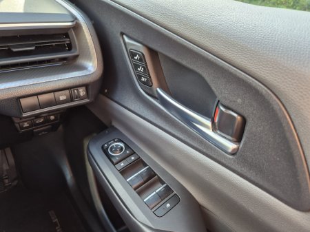 2023 Toyota Prius - photo 17