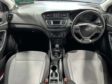 2016 Hyundai i20 - photo 10