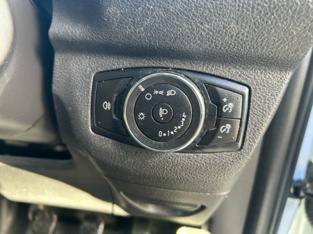 2023 Ford Transit Courier - photo 16