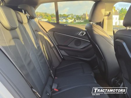 2021 BMW 1-Series - photo 6