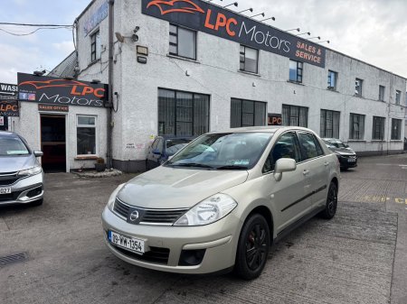 2009 Nissan Tiida - photo 2