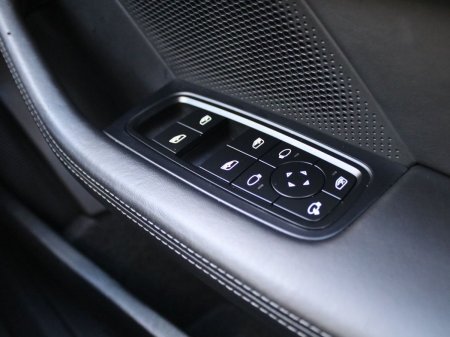 2023 Porsche Taycan - photo 20