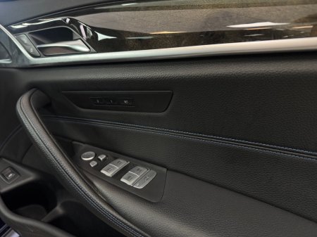 2018 BMW 5-Series - photo 12