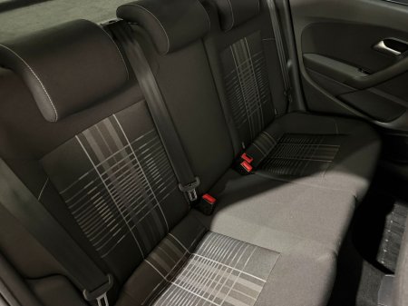 2015 Volkswagen Polo - photo 17