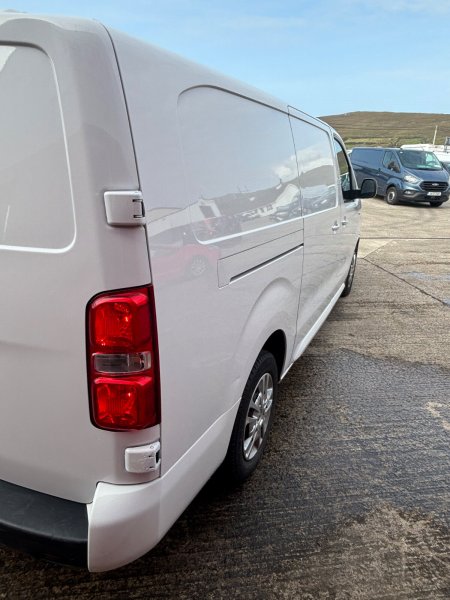 2020 Opel Vivaro - photo 5
