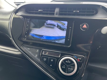 2020 Toyota Aqua - photo 14