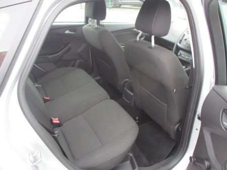 2016 Ford Focus - photo 8