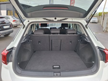 2023 Volkswagen T-Roc - photo 9