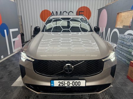2025 Volvo XC90 - photo 2