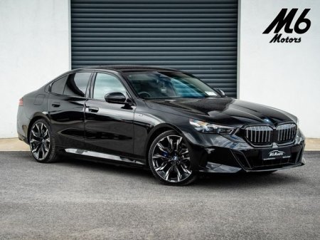 2025 BMW 5-Series 530E M SPORT