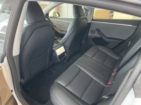 2025 Tesla Model 3 - photo 8