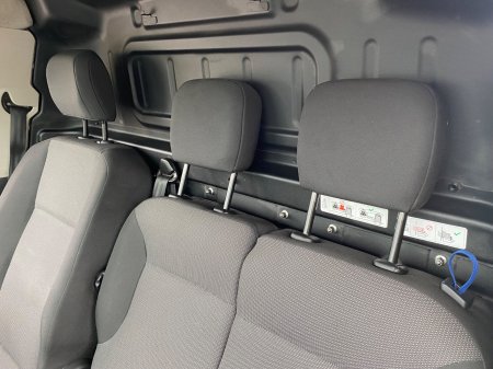 2021 Peugeot Partner - photo 10