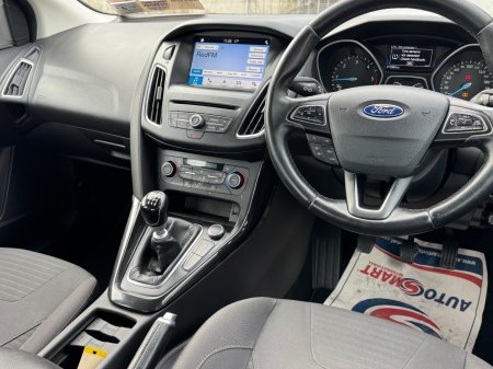 2017 Ford Focus - photo 7